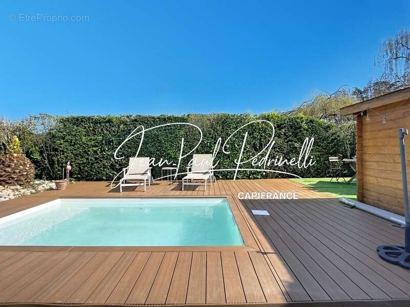 Maison à SAINT-GENIS-LAVAL