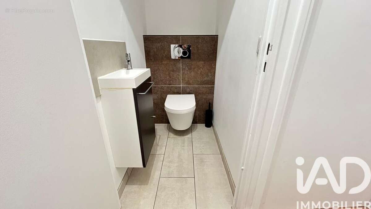 Photo 9 - Appartement à ASNIERES-SUR-SEINE