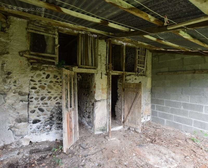 Maison à ARTIGUELOUVE