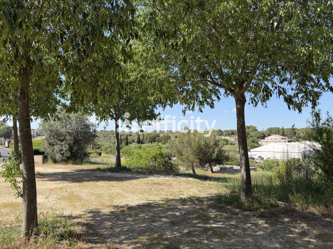 Maison 86 m² à Cournonsec  - photo 15