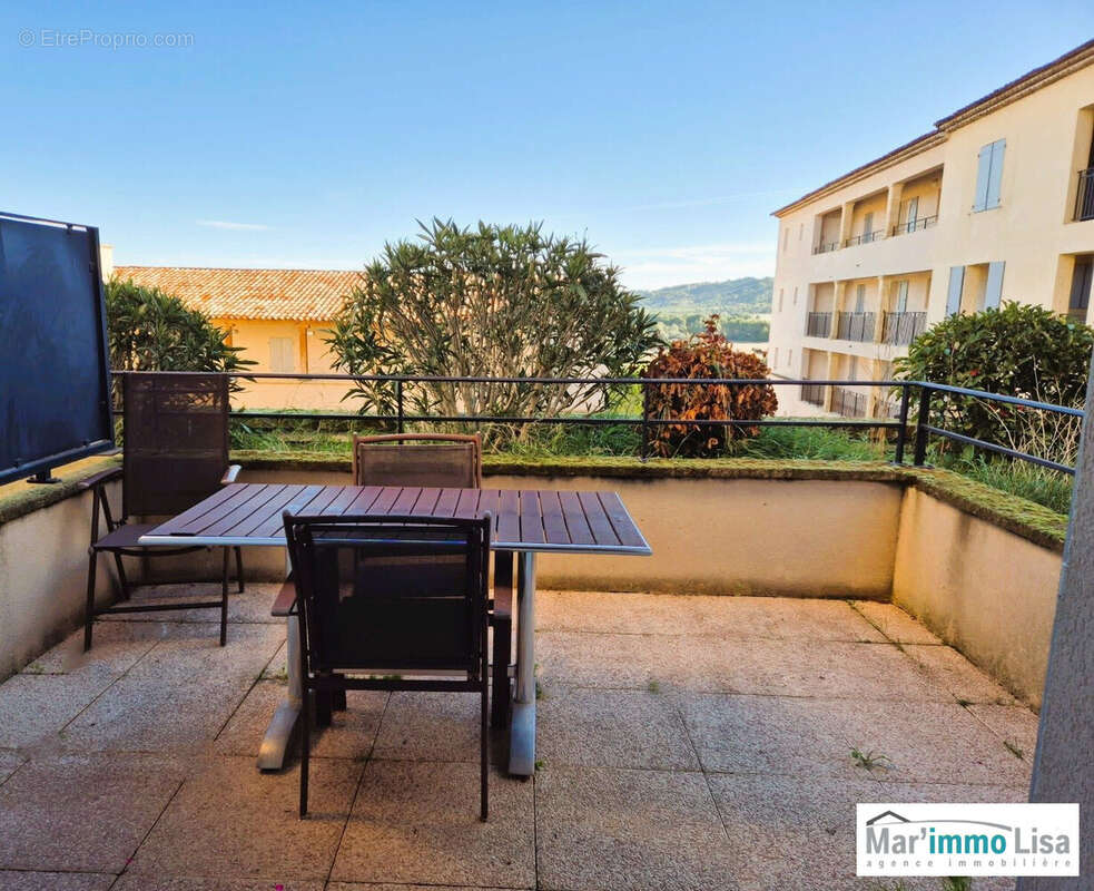 Appartement à MALLEMORT