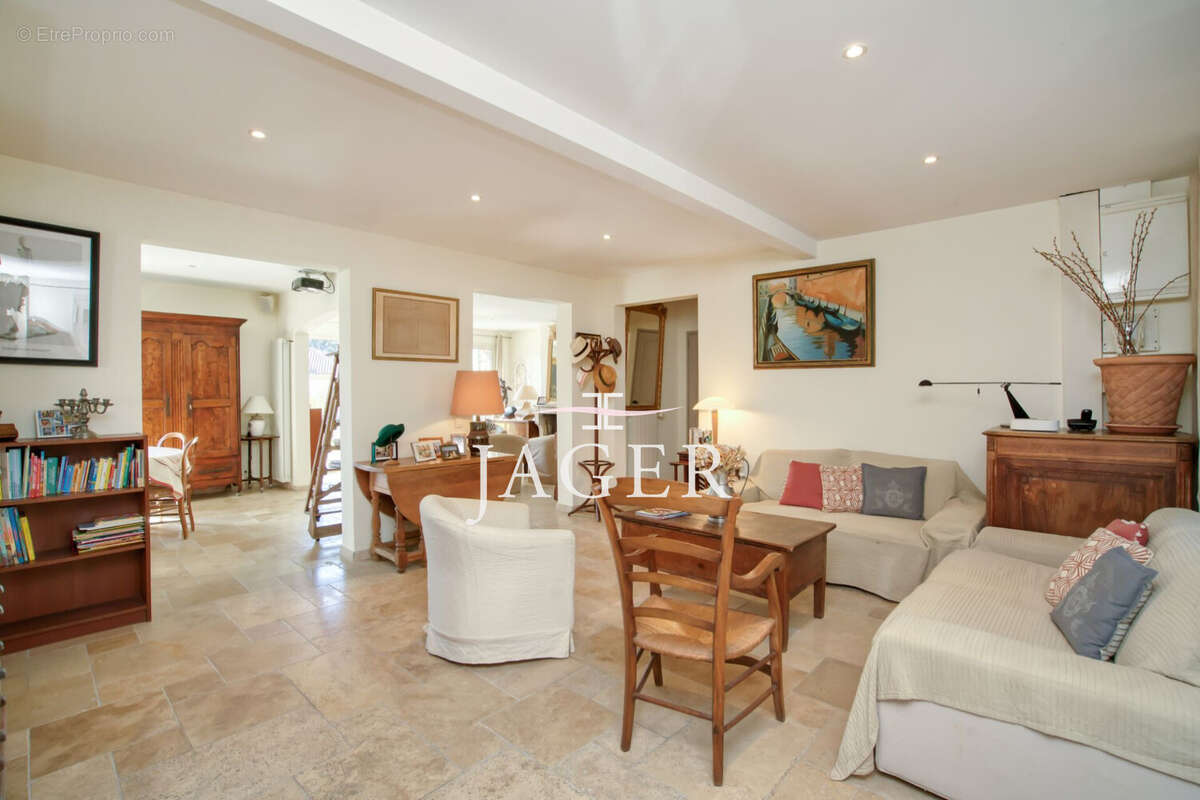 Maison à GRIMAUD