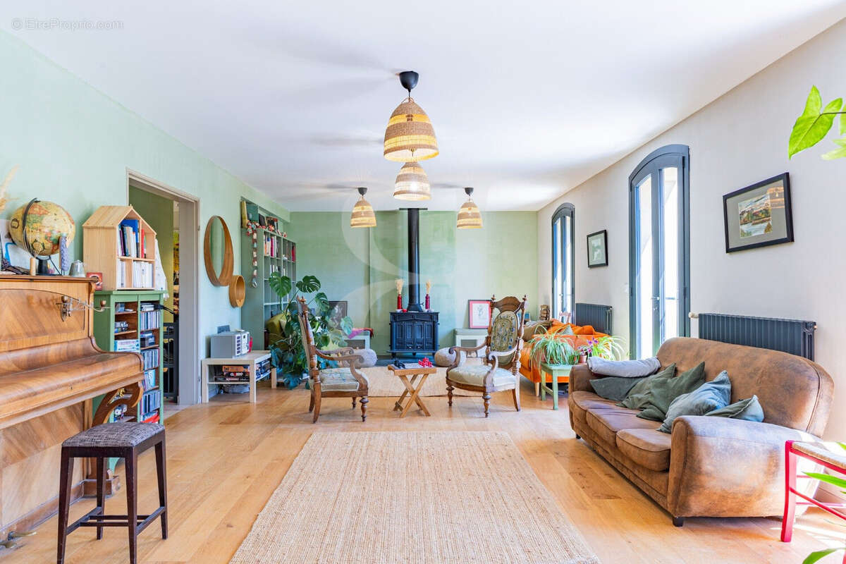 Maison à VAISON-LA-ROMAINE