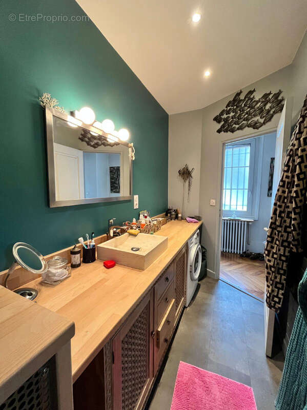 Appartement 81 m² à Beaune  - photo 6