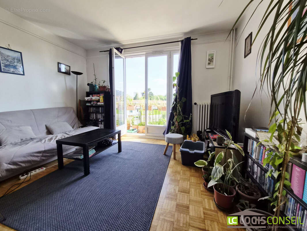 Appartement à BOURG-LA-REINE