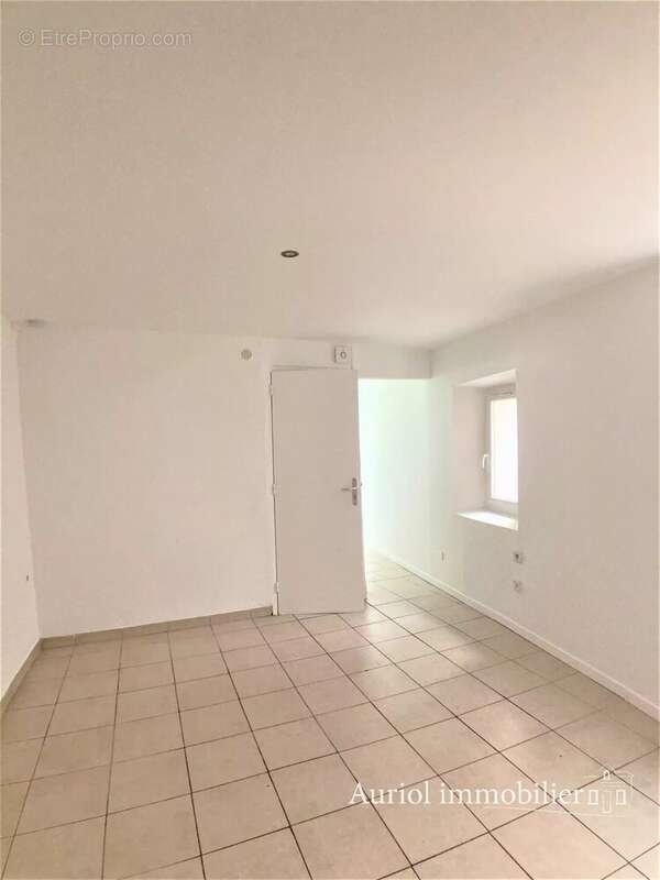 Appartement à AURIOL