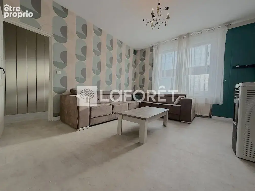 Maison 130 m2, 3ch, cours, garage - photo 2