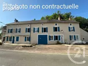 Maison à MONTREUILLON