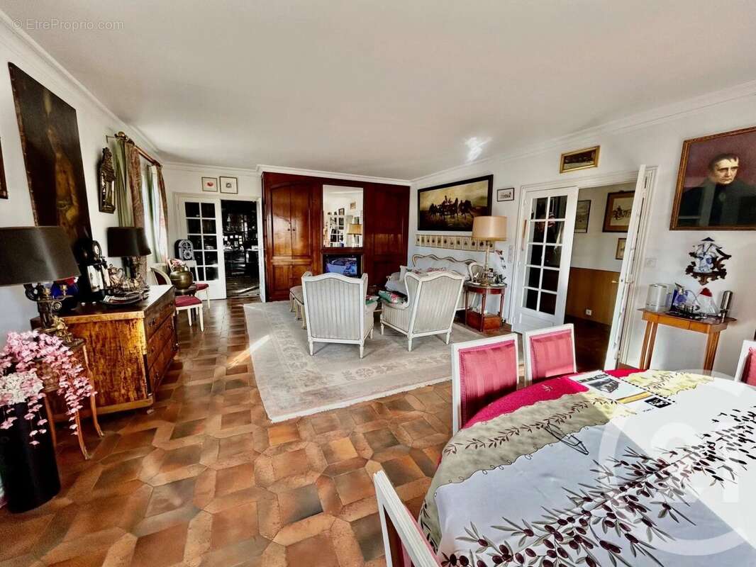 Maison à SAINT-GRATIEN