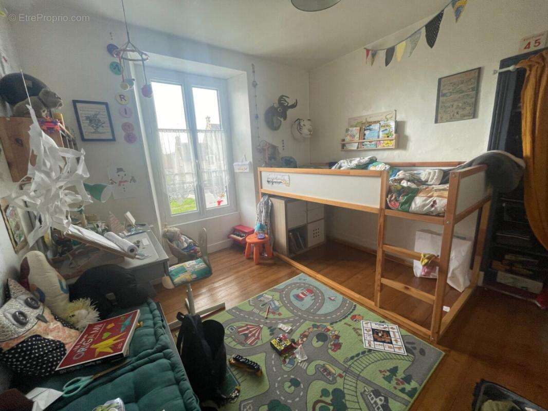 Maison à MAUVES-SUR-HUISNE