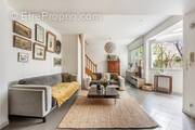 Appartement à PARIS-19E