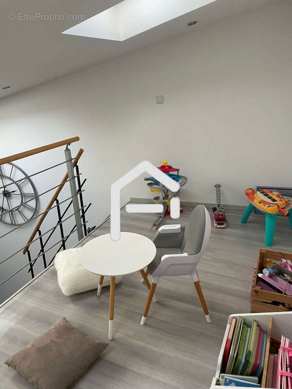 Maison à CORBEIL-ESSONNES