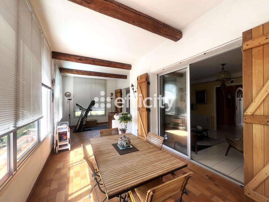 Maison à MOUGINS