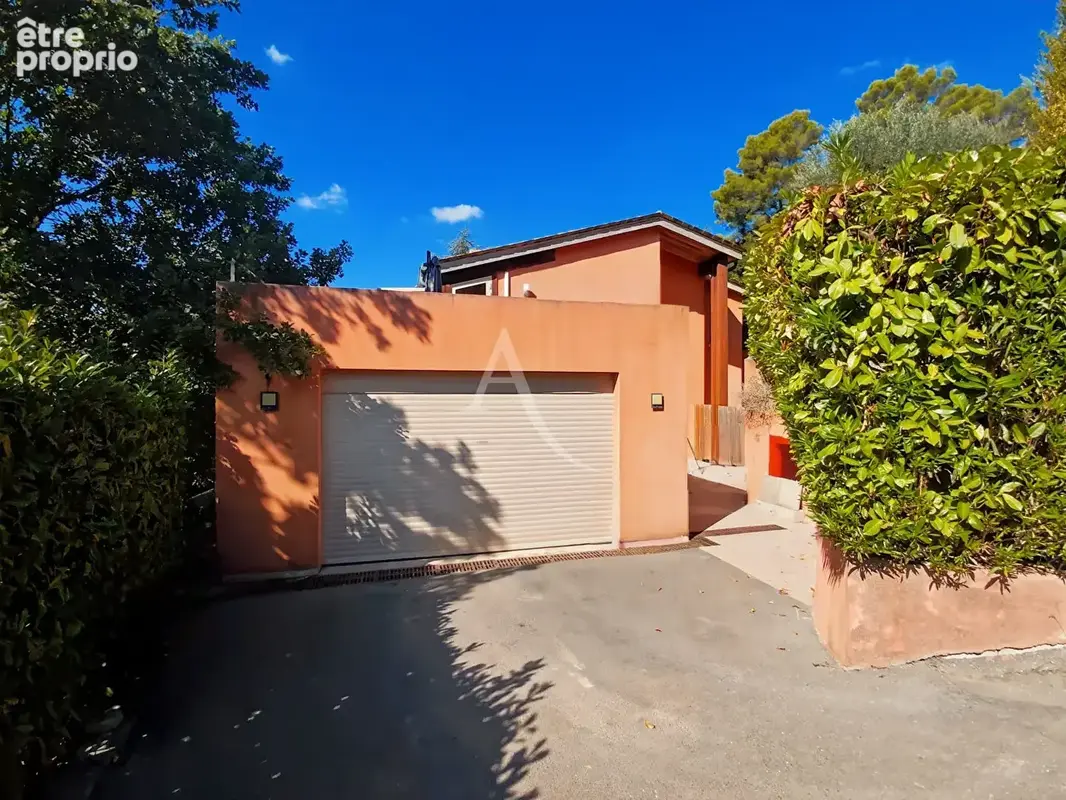 Maison Mougins 260 m² avec piscine - photo 2