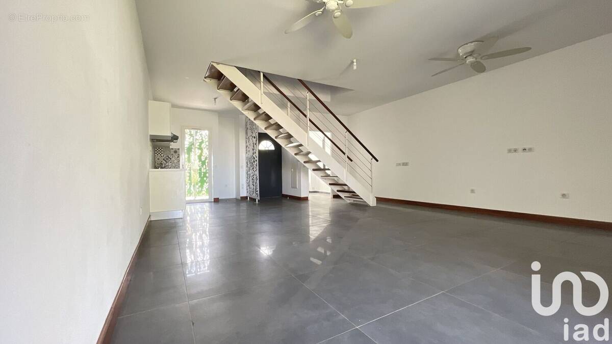 Photo 1 - Maison à SAINT-PIERRE