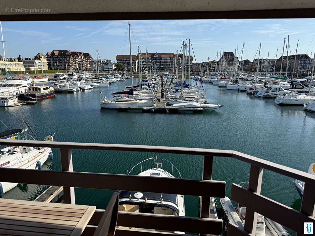 Appartement à DEAUVILLE