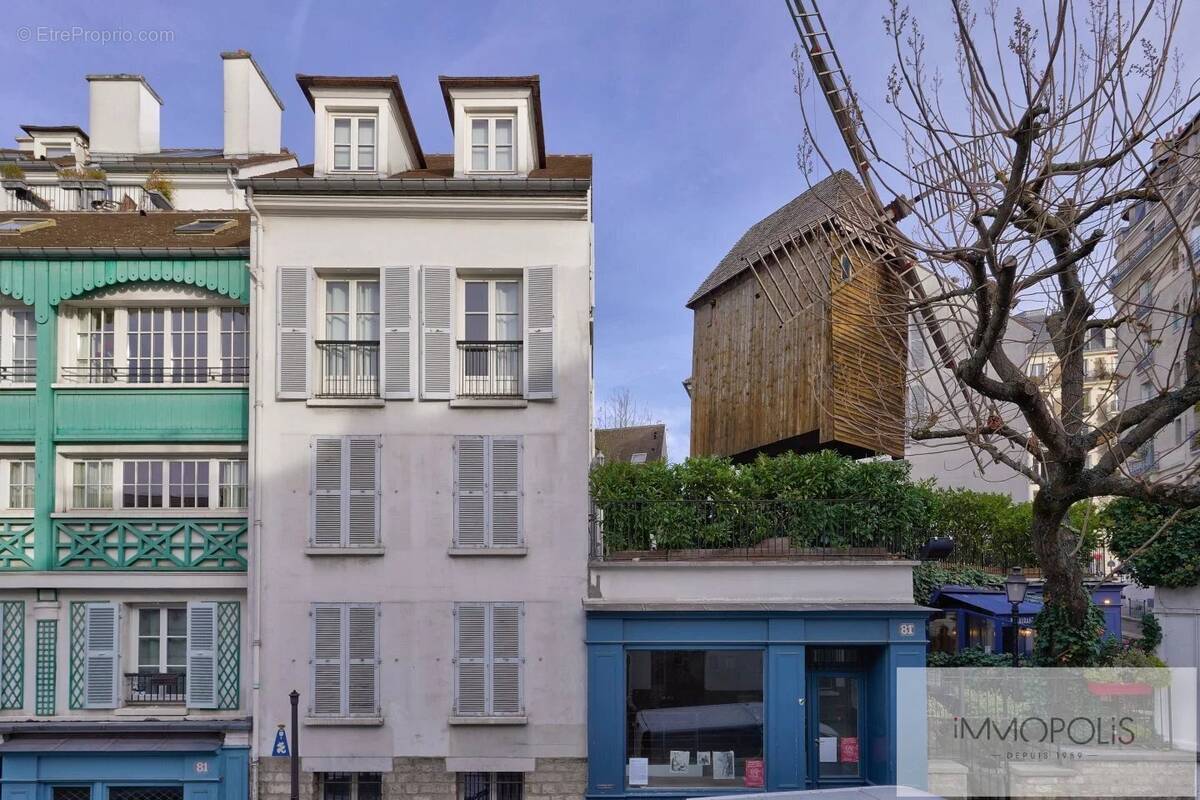 Appartement à PARIS-18E