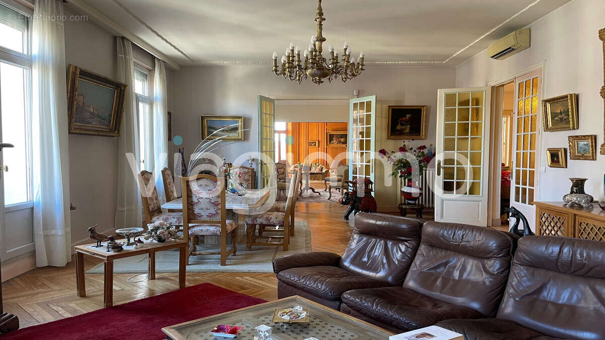 Appartement à MARSEILLE-8E
