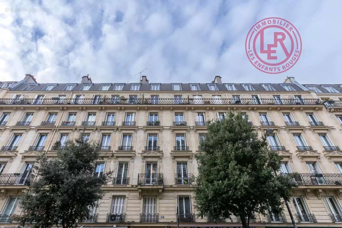 Appartement à PARIS-10E