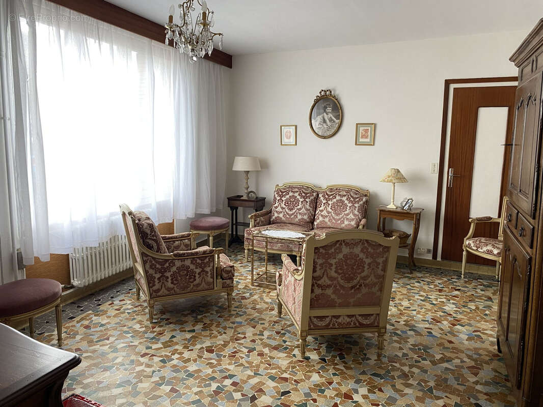 Maison à COURPIERE