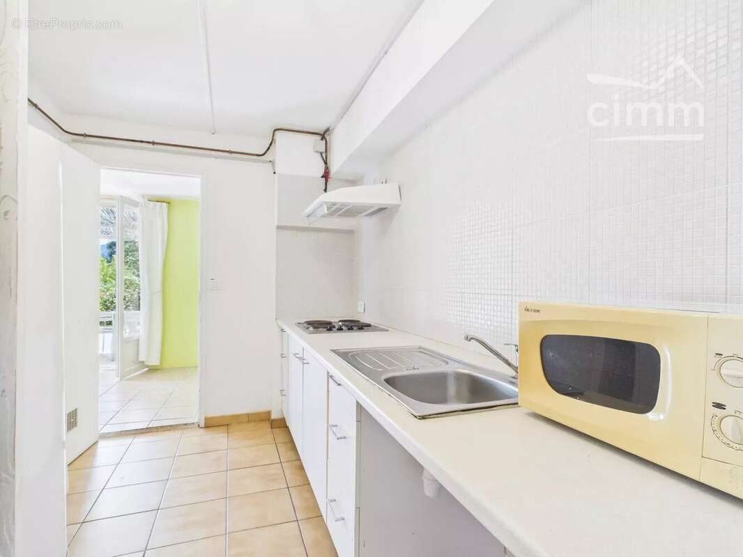 Maison à MOLIERES-SUR-CEZE