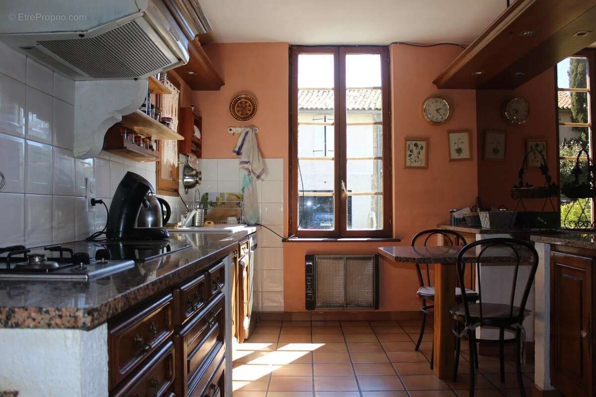 Maison à POINTIS-INARD