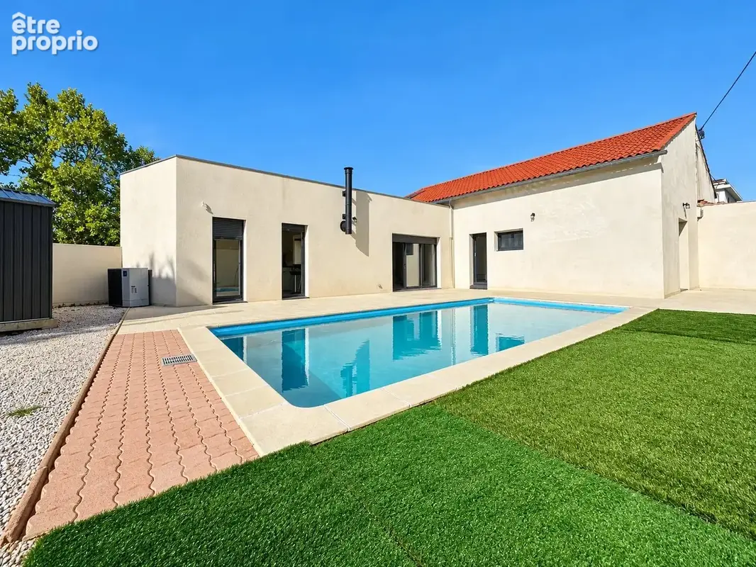 Centre village, villa 4 chambres, sur 407 m2 clos - photo 1