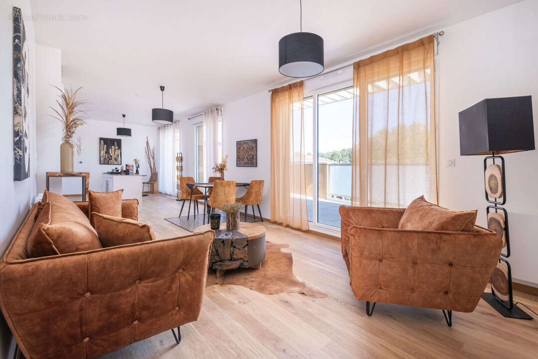 Appartement à TASSIN-LA-DEMI-LUNE