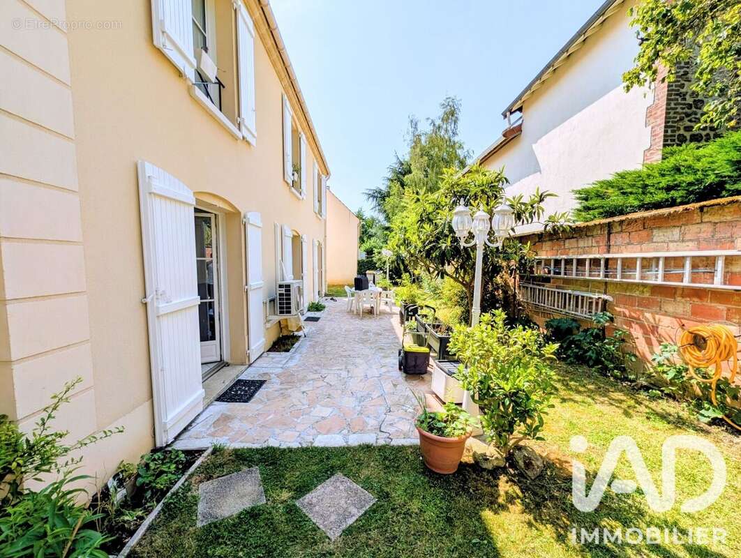 Photo 6 - Maison à EZANVILLE