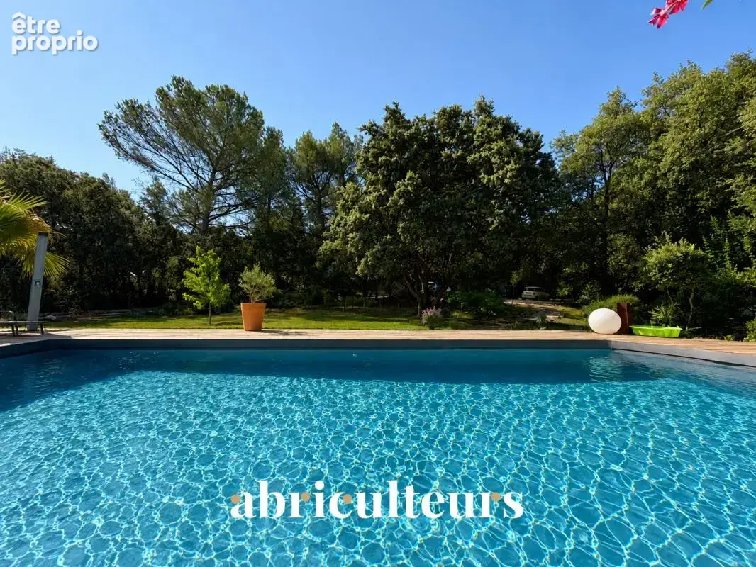 Belle propriété avec terrain, piscine/ poolhouse, dépendance à Rognes 13840 - photo 25