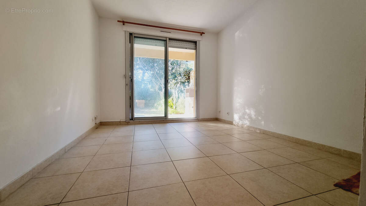 Appartement à SAINT-RAPHAEL