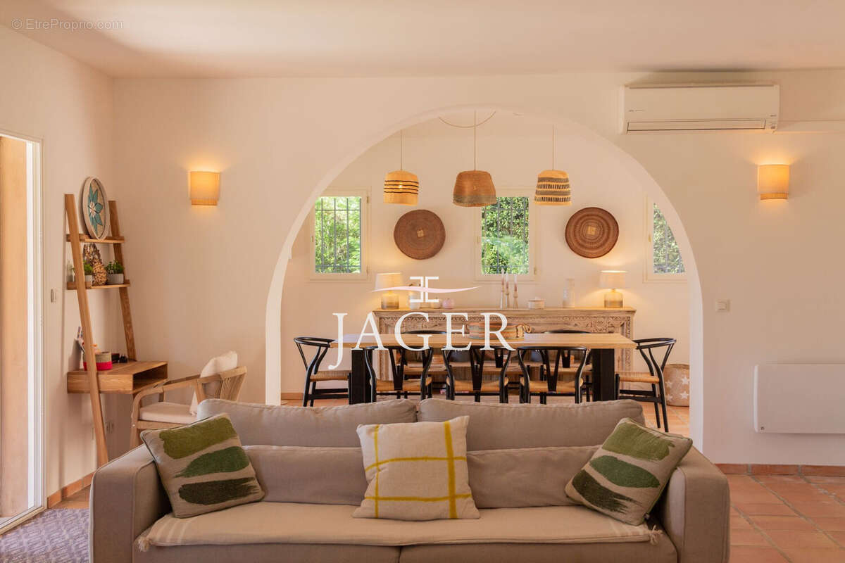 Maison à GRIMAUD