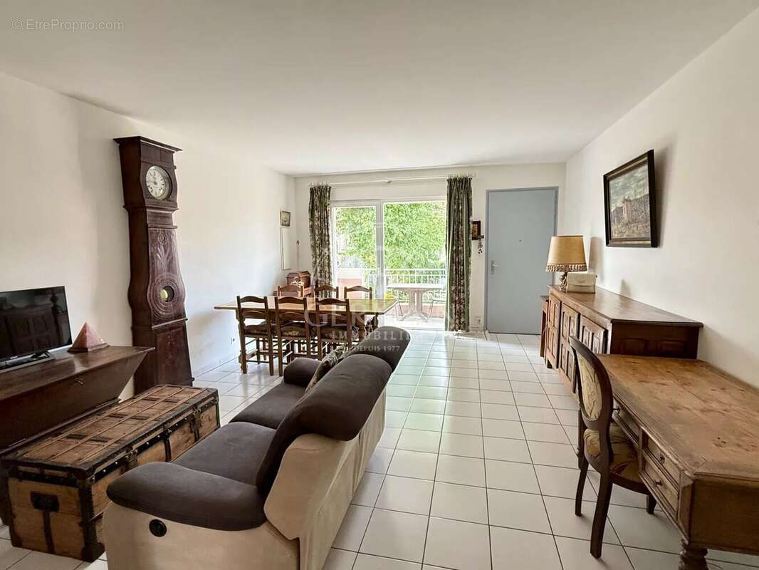L'Isle-sur-la-Sorgue, appartement de 58 m² avec terrasse et parking - photo 3