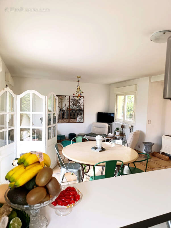 Maison à LINAS
