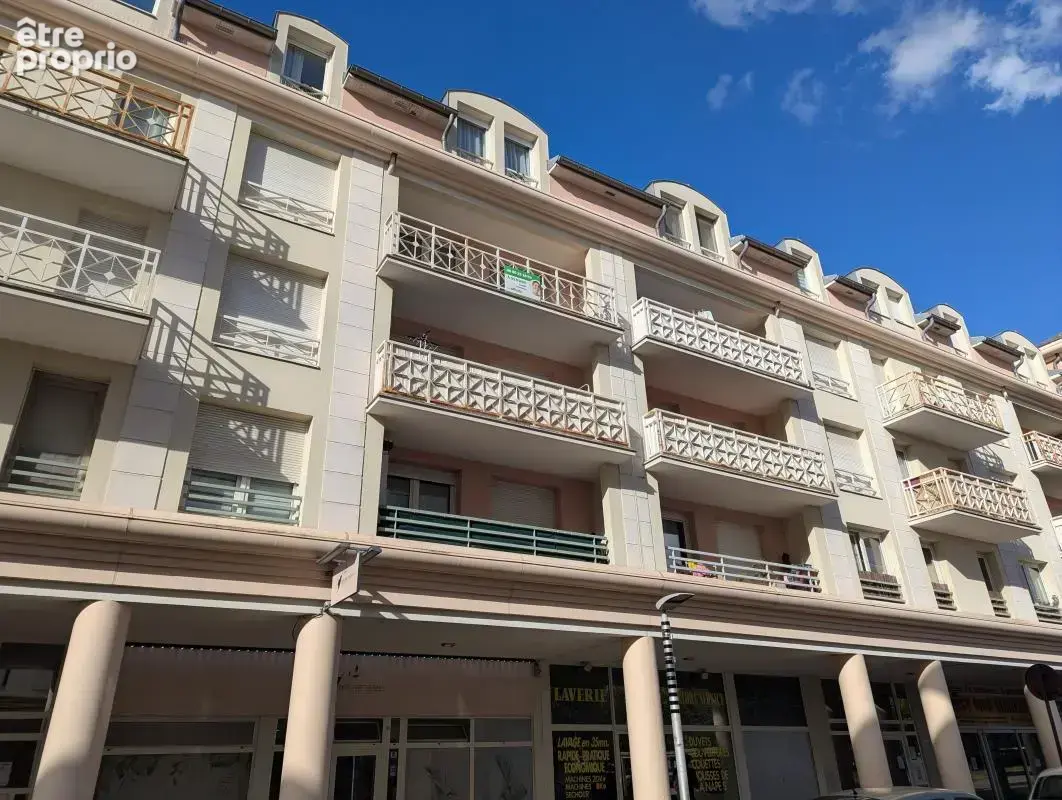 Appartement à BUSSY-SAINT-GEORGES