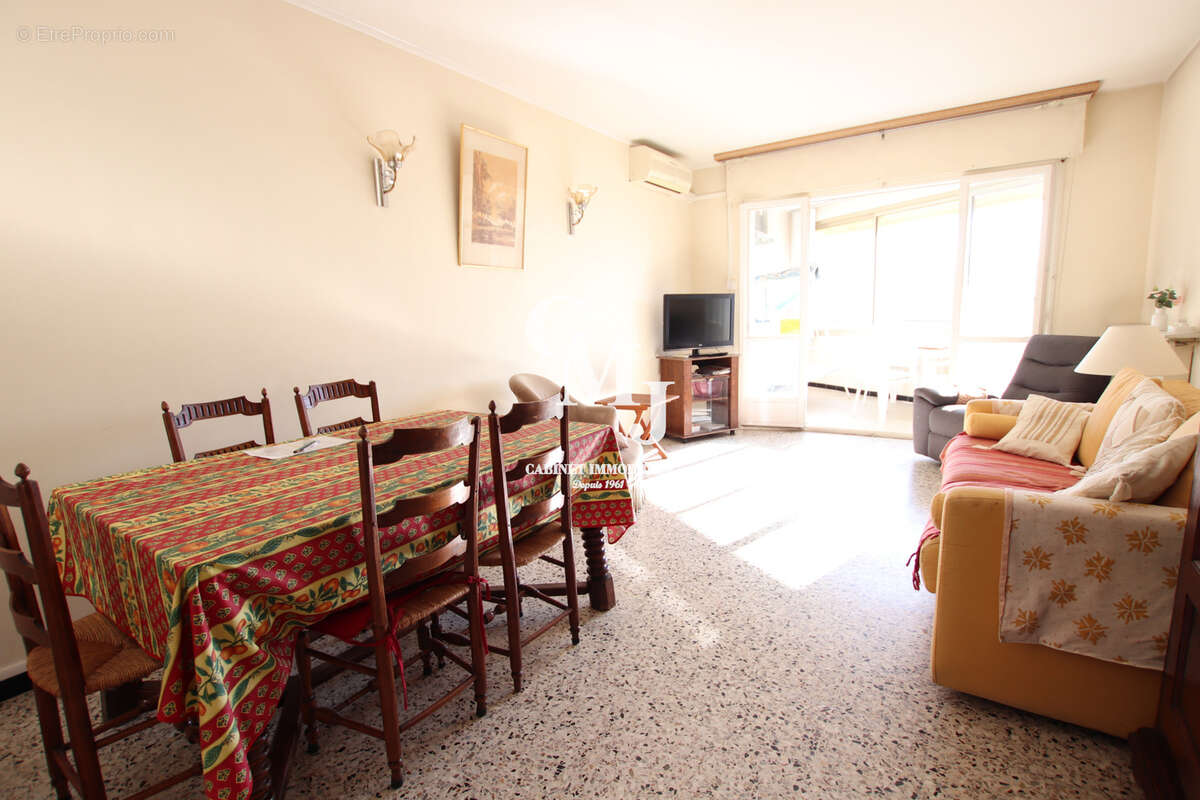 Appartement à SAINT-RAPHAEL