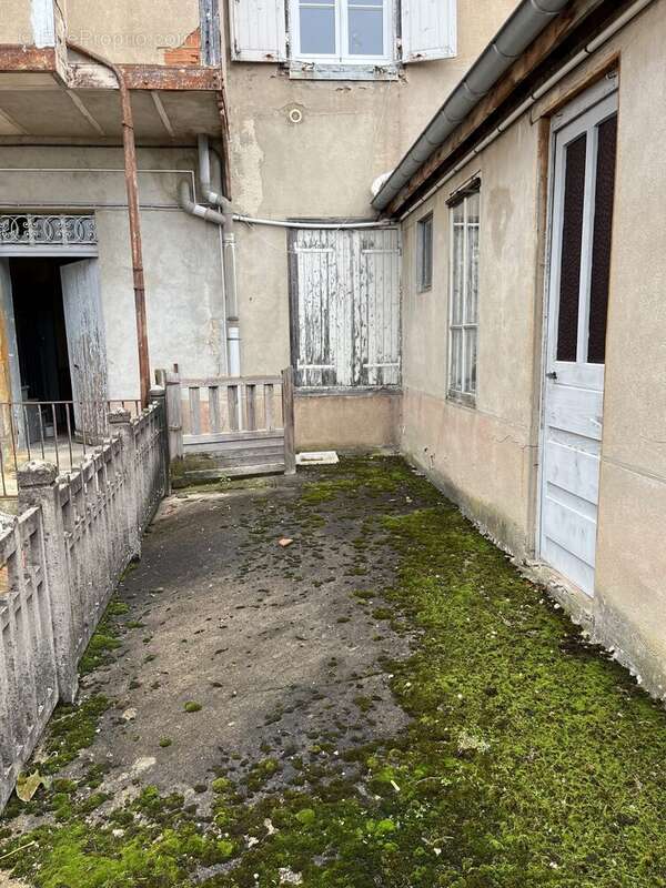 Appartement à THIZY