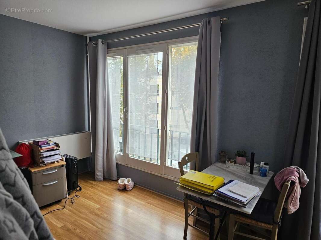 Photo 3