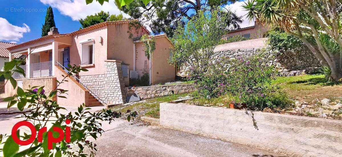 Maison à LA CADIERE-D&#039;AZUR