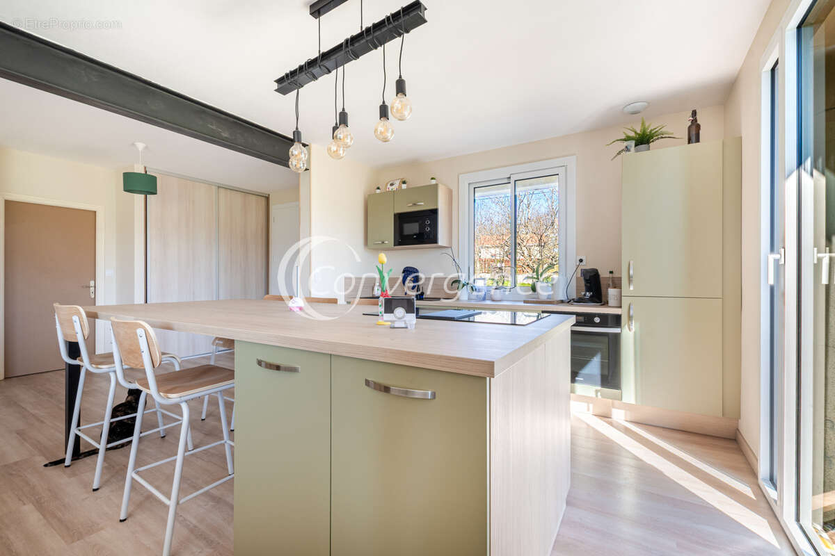 Maison à MAGNAC-BOURG