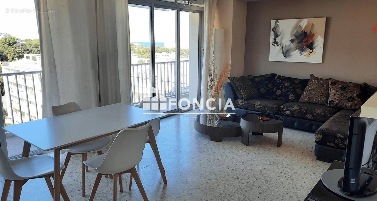 Appartement à MARSEILLE-8E