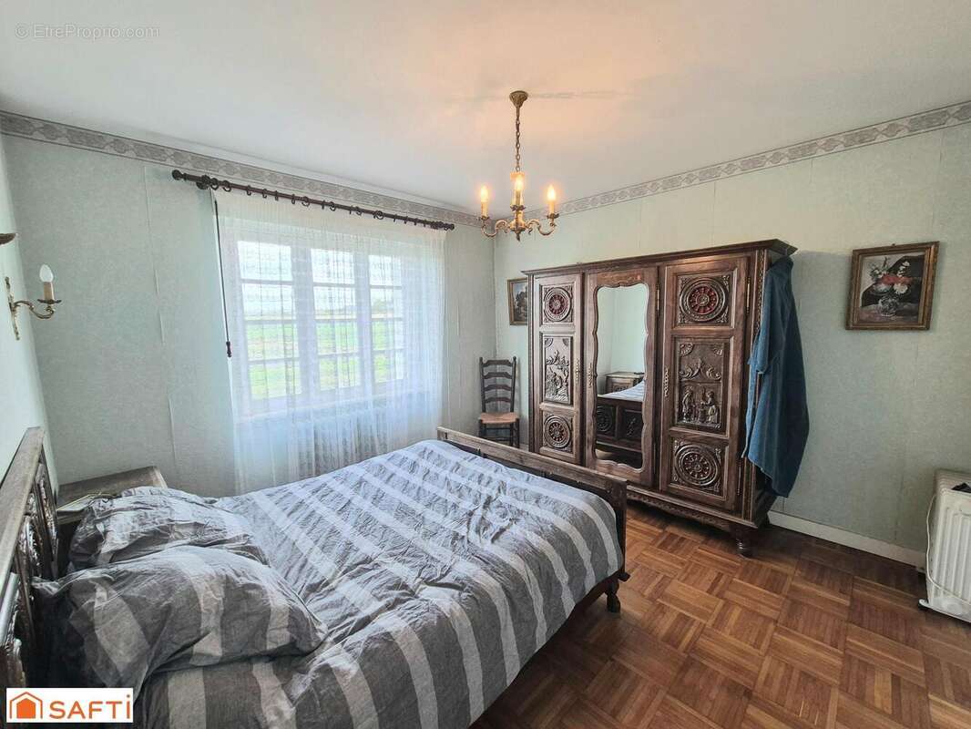 Photo 6 - Maison à LANDIVISIAU