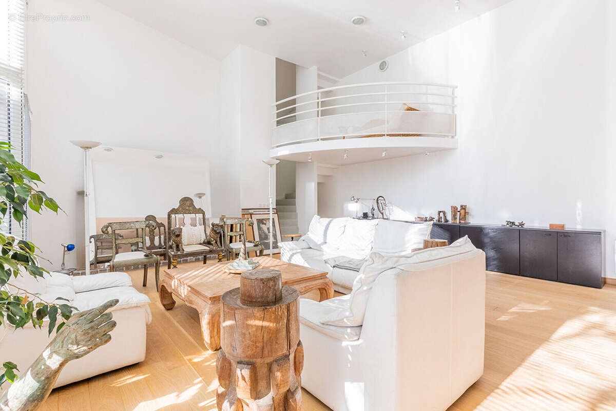 Appartement à VERRIERES-LE-BUISSON