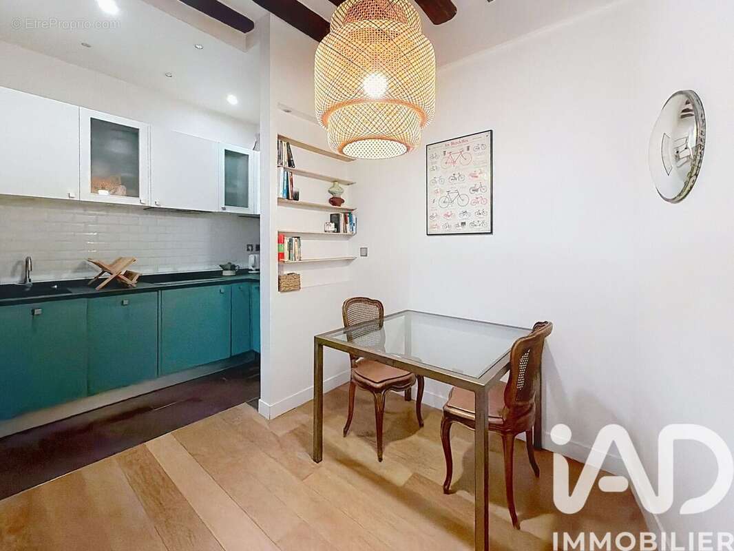 Photo 3 - Appartement à PARIS-3E