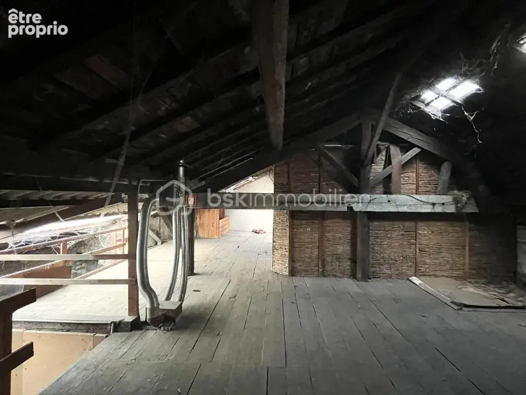 Immeuble à réhabiliter – Hyper centre Villefranche-sur-Saône – Fort potentiel investisseurs - photo 11