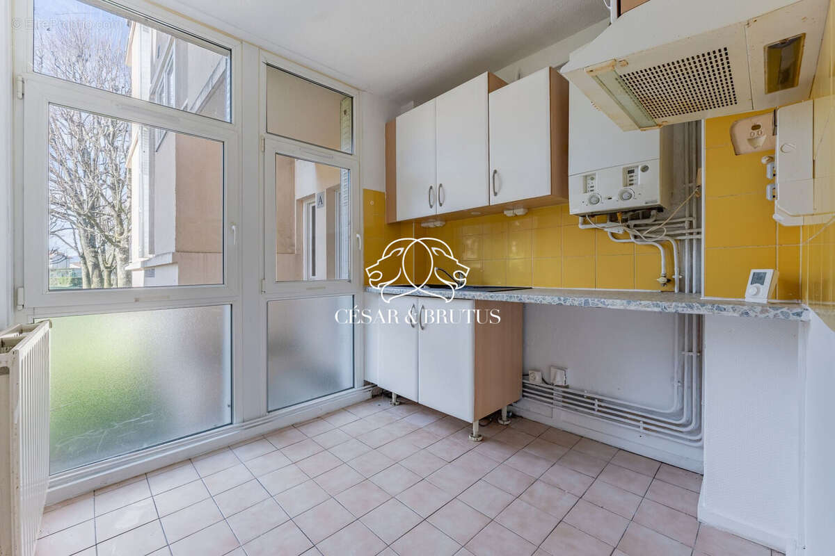 Appartement à LYON-9E