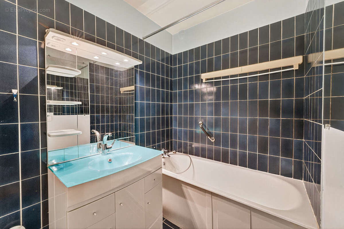 Appartement à PARIS-12E