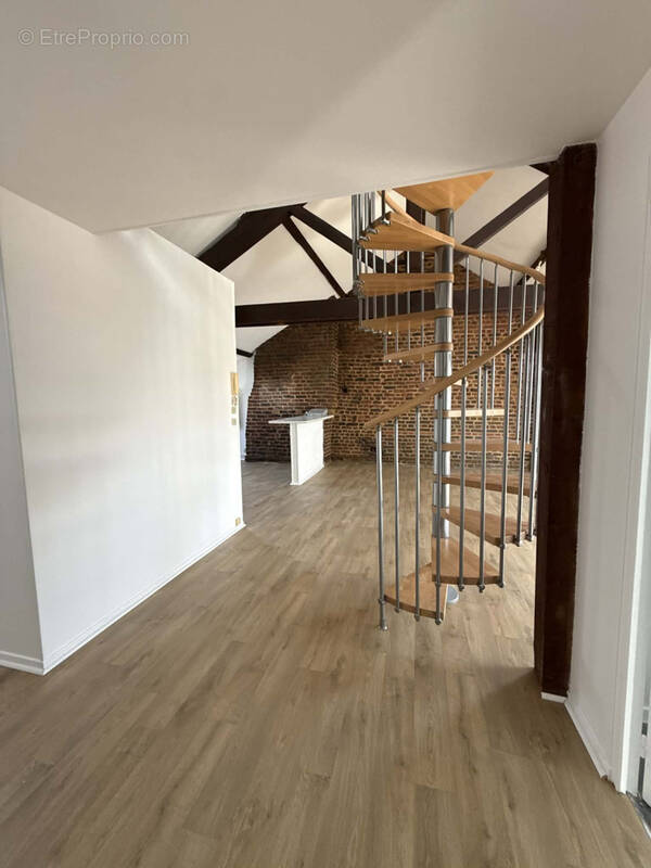 Appartement à CHARLEVILLE-MEZIERES