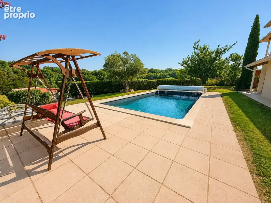 Maison familiale d'exception avec piscine, suite parentale et salle de jeux de 37 m2   Aigrefeuille (31280) - photo 2