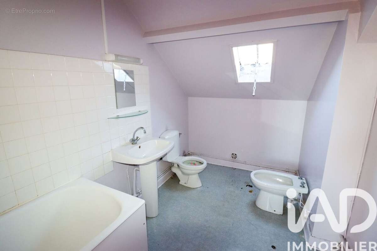 Maison 114 m² à Ussel  - photo 6